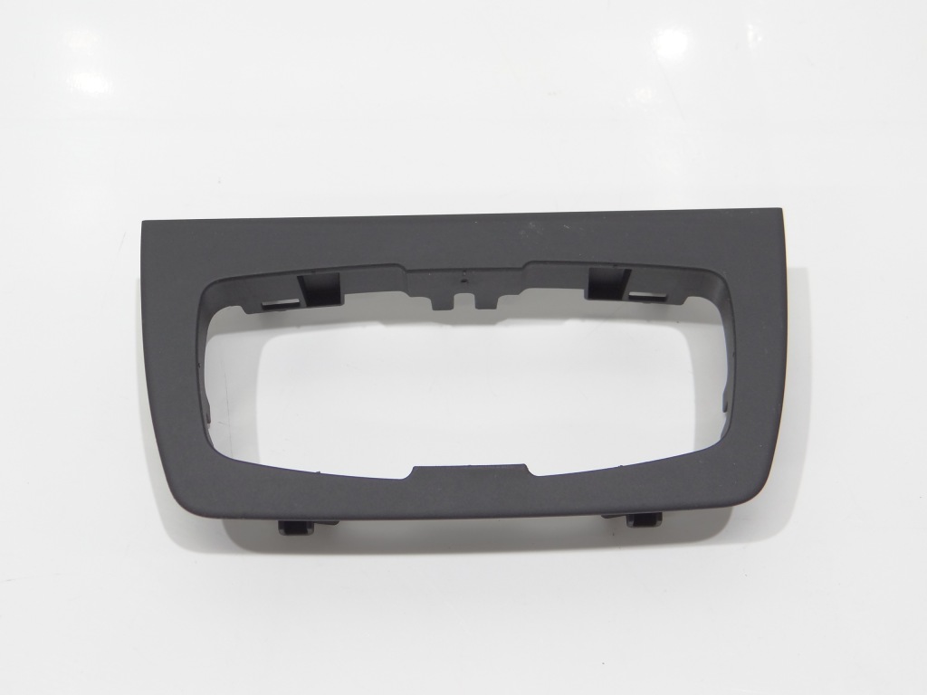 фото №1, Рамка панель выключателя света bmw f31 lci 9218531