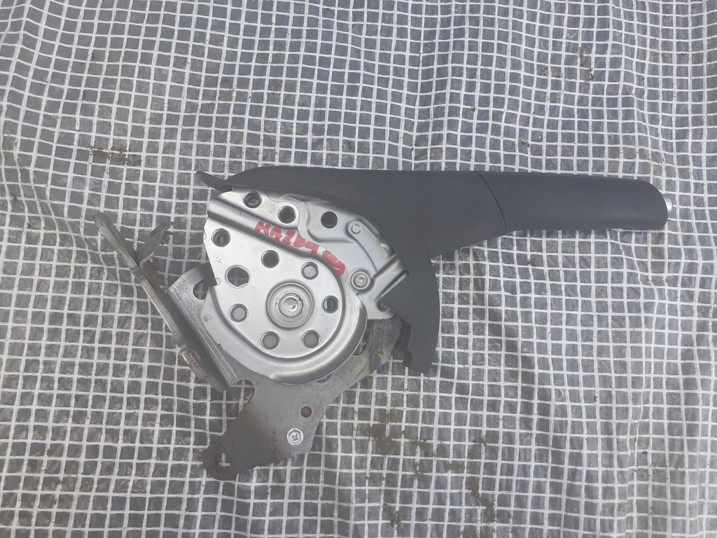 фото №1, Mazda cx3 важіль гальма ручного 15-18