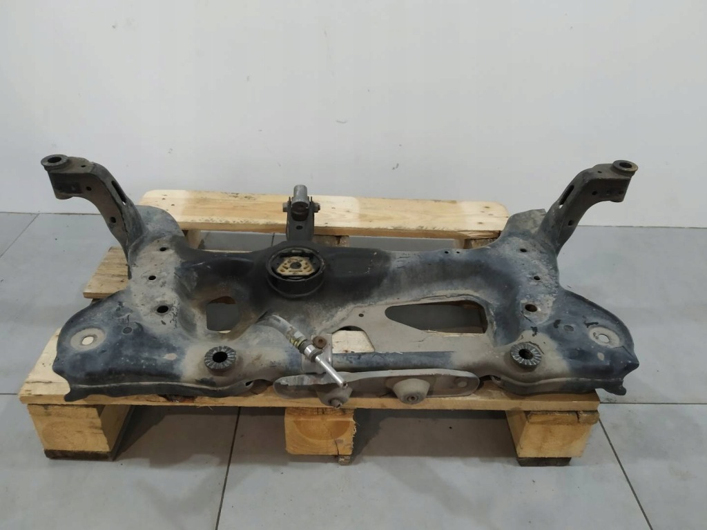 Купити Підрамник підвіска перед 3v skoda superb iii 2015-