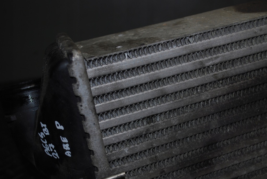 Интеркулер правый audi a6 c5 2.7 bt 078145806k с Разборки