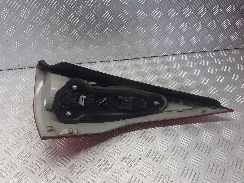 фото №4, Лампа ліва задня renault megane ii 1.9 dci 8200417349