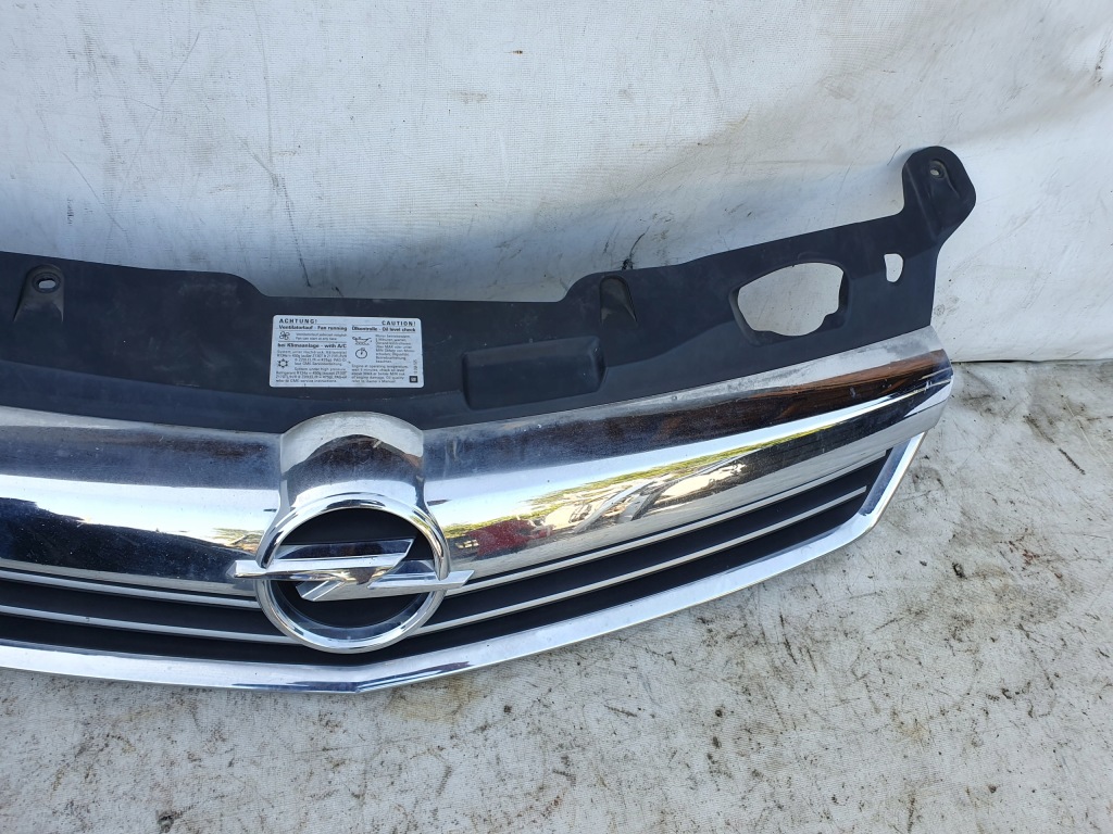 Бампер решётка радиатора перед opel astra h lift с Разборки