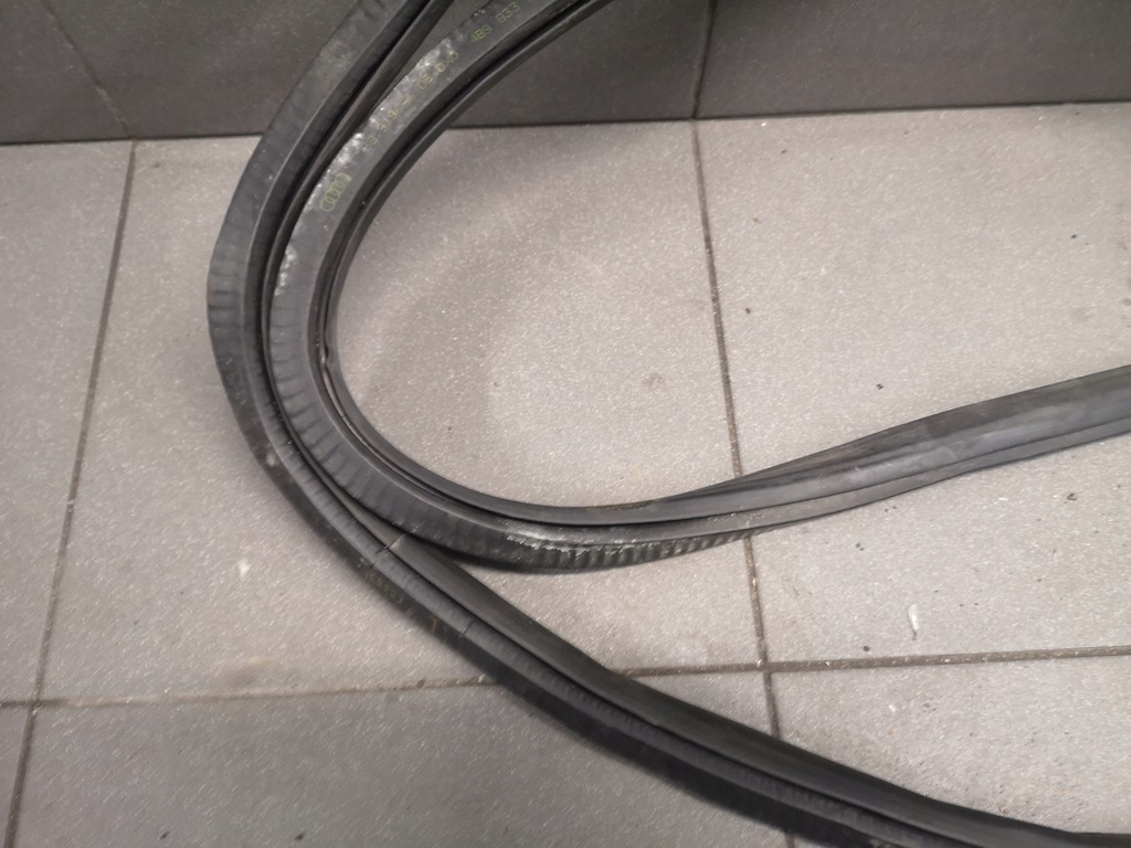 фото №4, Прокладка двері лівий задня audi a6 c5 avant