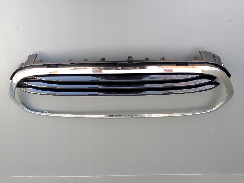 Mini f55 f56 2014- рамка ґрати бампера хром 7300589 = Доставка