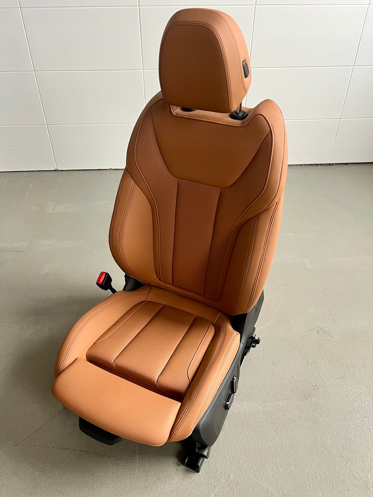 фото №11, Bmw g26 i4 сиденья середина harman interior кожа обшивки туннель cognac nowe