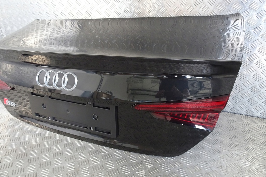 фото №3, Audi a5 s5 8w coupe - кришка багажника задня комплектна