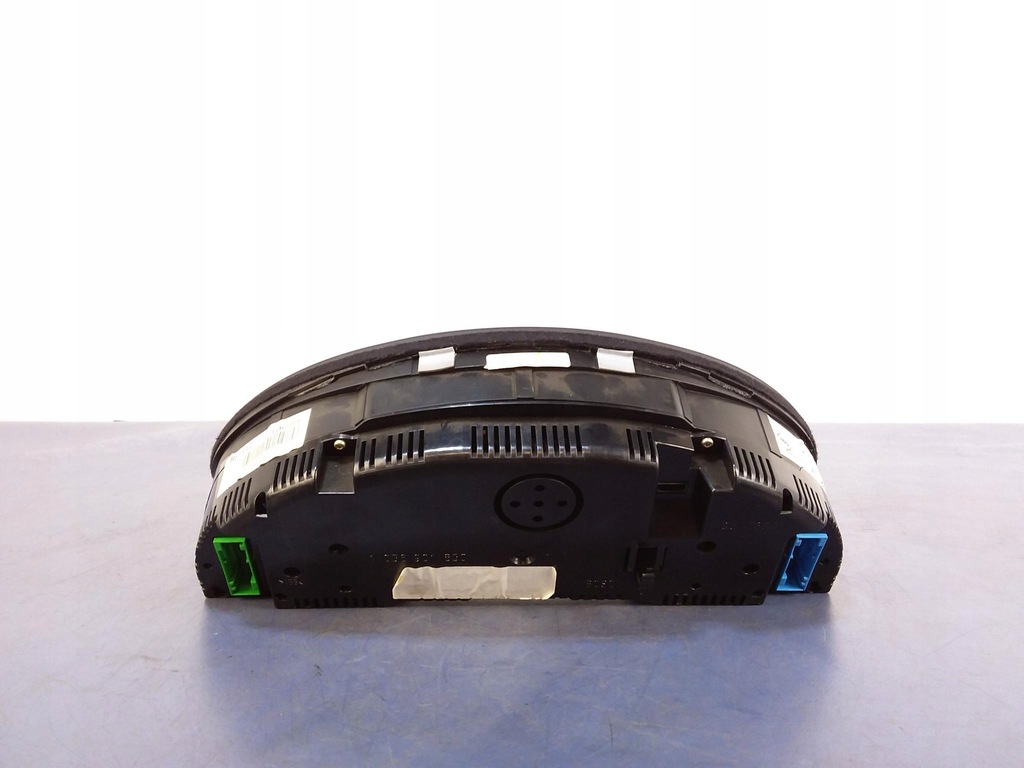 фото №5, Audi a4 b6 2.0 счетчик приборы цветной fis