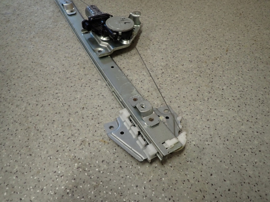 фото №4, Suzuki grand vitara 3d ii 06- підйомник вікон лівий