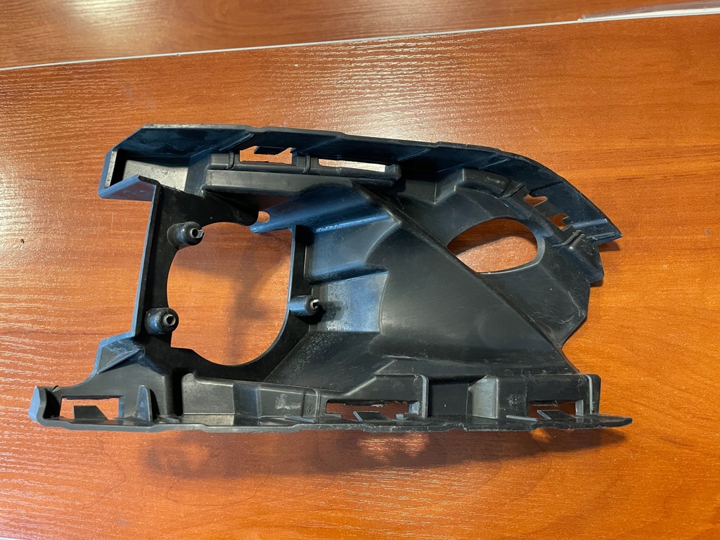 фото №1, Кронштейн противотуманной фары левая volvo xc40 ii 31407959