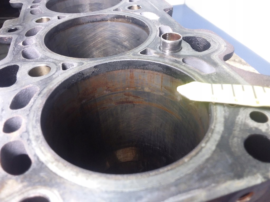 фото №6, Bmw 3 e46 320d 150 km блок двигателя m47d20