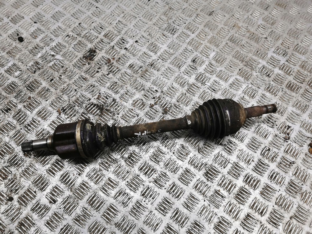 фото №1, Citroen ds4 2012 левая сторона приводной вал передняя