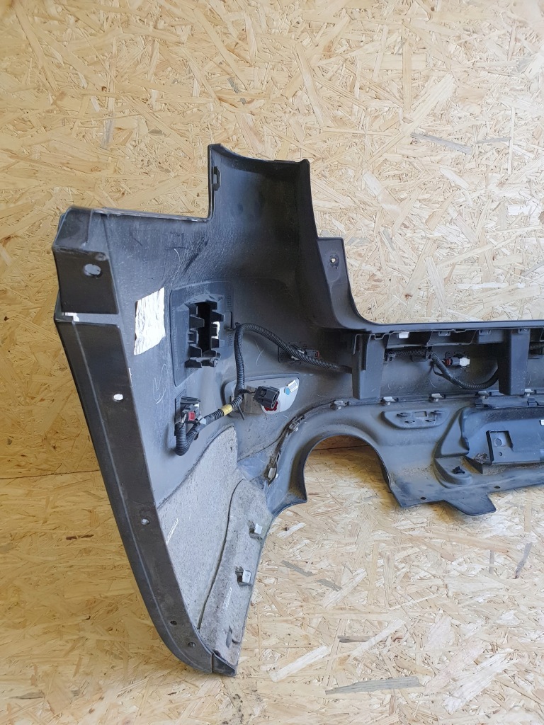 Jeep grand cherokee wk2 рестайлинг  srt бампер задний  6 pdc pau с Разборки