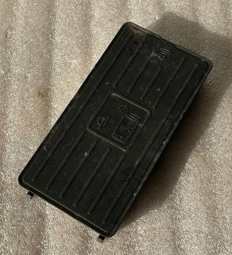 фото №1, Зарядное устройство индукционная audi 4k0035773b