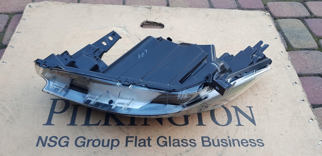 фото №6, Правый full led renault zoe lift 260102384r