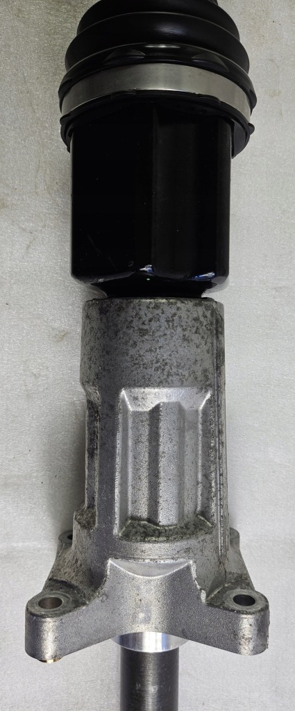 Купити Wał шрус  привідний вал maserati levante quattroporte ghibli 10355024 675001724