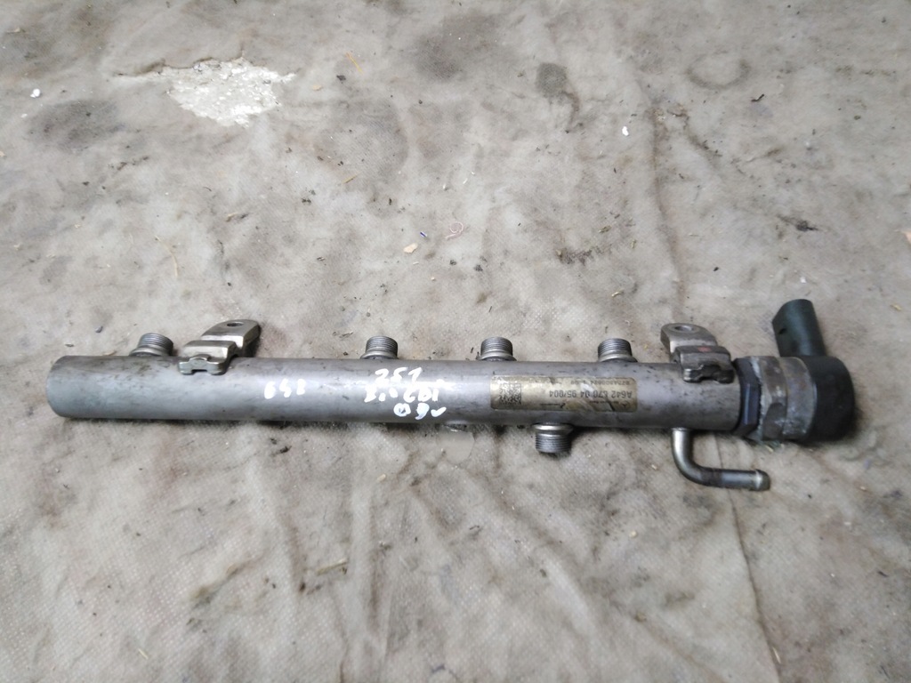 фото №1, Mercedes r w251 w164 молдинг впрыскная датчик 3,0 cdi 642