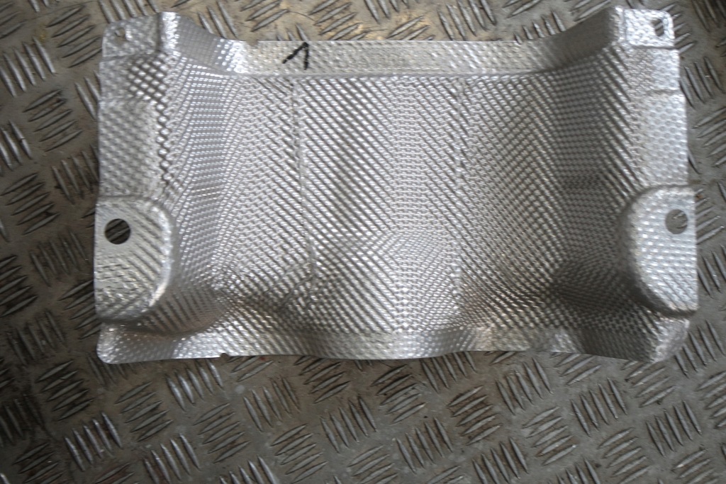 фото №1, Защита тепловая mercedes s w222 a2226820871