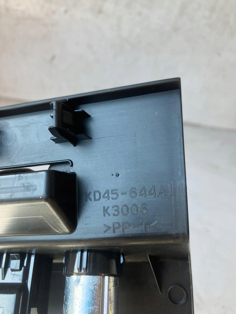 фото №3, Роз'єм usb прикурювача mazda cx5 kd45-644a1