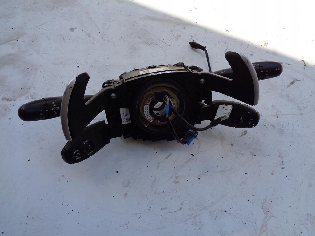 фото №1, Перемикач комбінований peugeot 3008