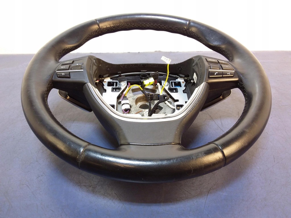 фото №5, Bmw 5 f10 f11 повітропровід багатофункціональний пелюстки перемикання