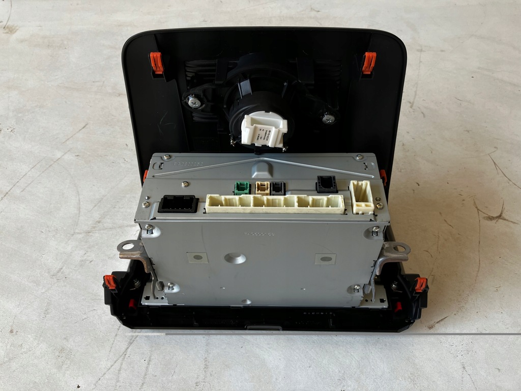 фото №4, Corolla e21 jbl радіо дисплей екран динамік