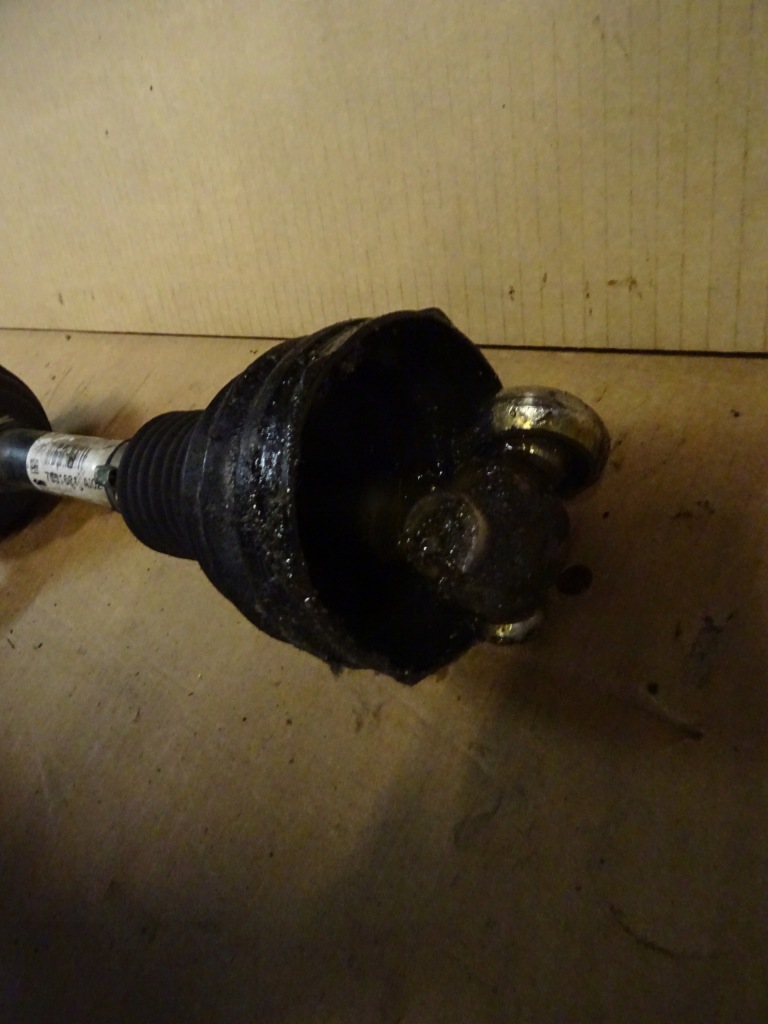 фото №4, Bmw x1 e84 привідний вал ліва 7501681