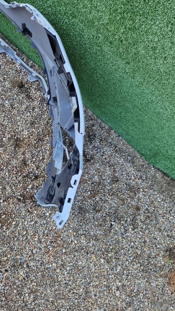 Renault megane iv 20- рестайлінг  бампер перед передній pdc 620220472r Зі Шроту