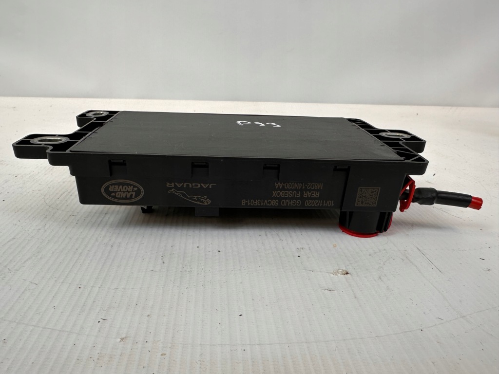 Коробка запобіжників range rover evoque l551 m8d2-14n030-aa Доставка