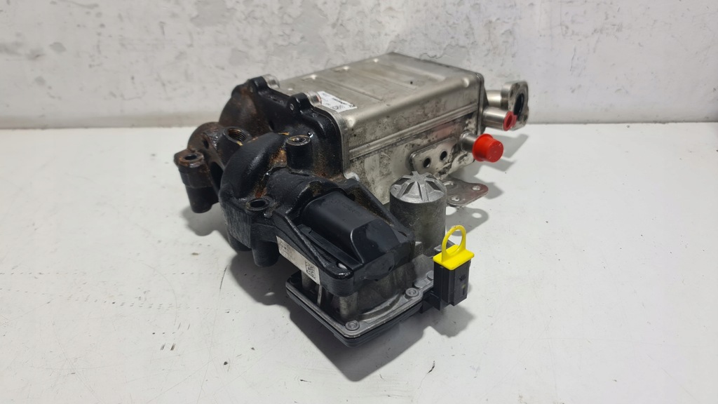 фото №1, Радиатор выхлопных газов клапан egr vw t6 amarok crafter 04l131512cf