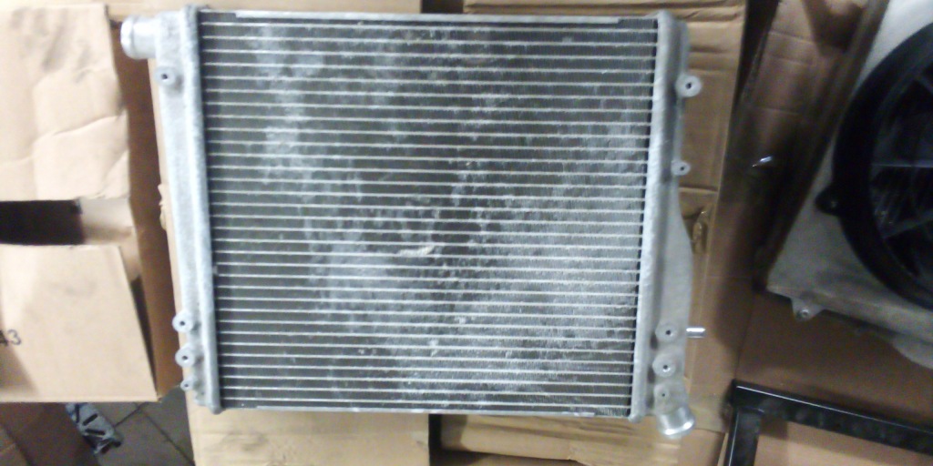 фото №3, Audi r8 корпус вентилятора радіатор wody кондиціонер