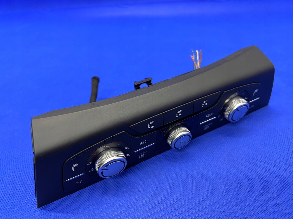 фото №5, Audi a6 a7 c7 4g панель кондиционера разъёмы 4g0820043ac