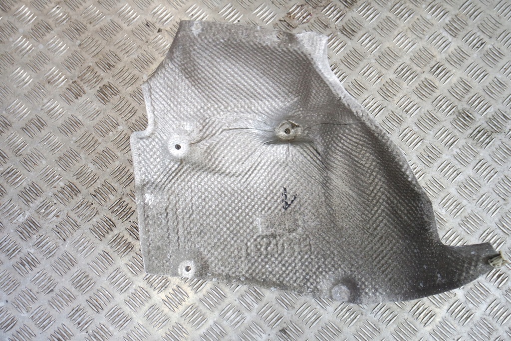 фото №1, Защита тепловая bmw f06 f12 f13 7226941