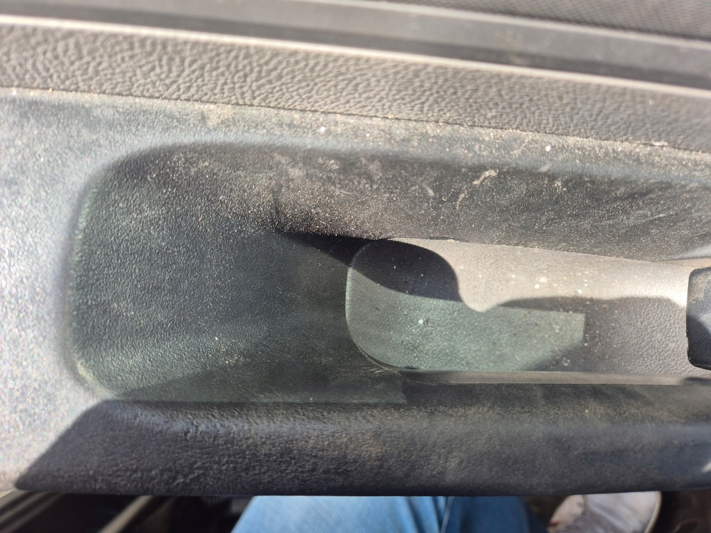 Держатель ручка подлокотник дверь левая daf xf 106 euro 6 в Украине