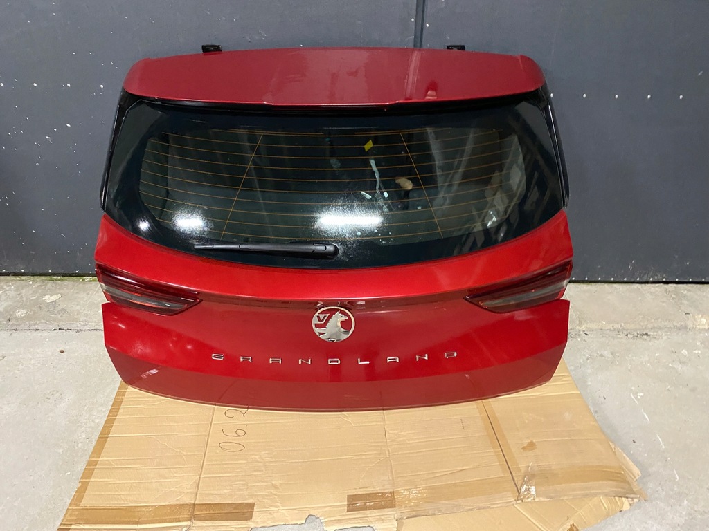 фото №1, Opel grandland крышка багажника задняя задняя 2022 r камера elmd