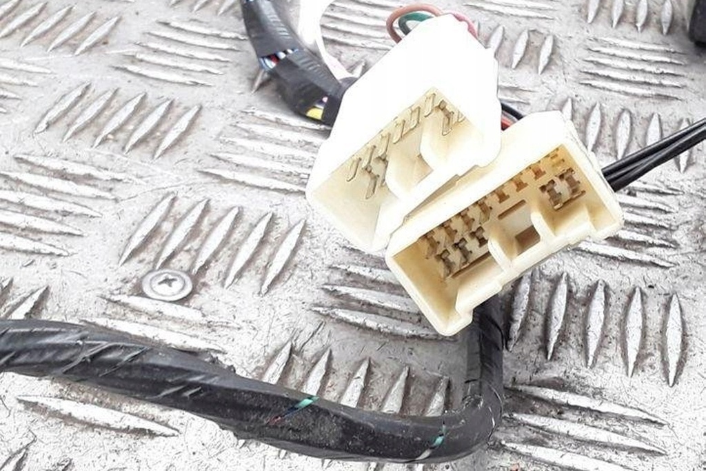 фото №9, Джгут кабелі mitsubishi lancer vi cj-cp_ mn151085 2.0l бензиновий 92kw 2005