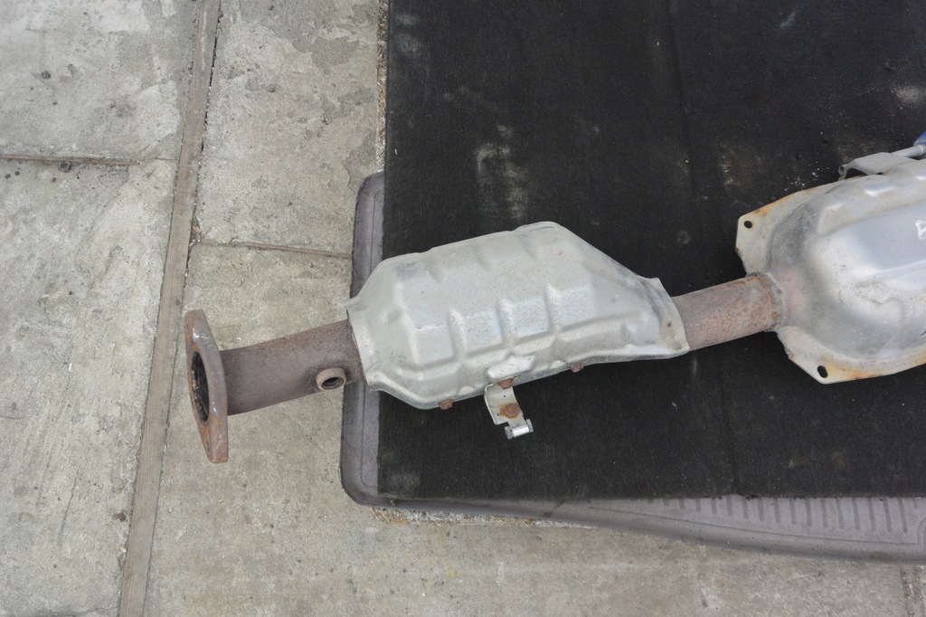 фото №2, Mazda cx9 ii 2.5 16- труба вихлопна гасник