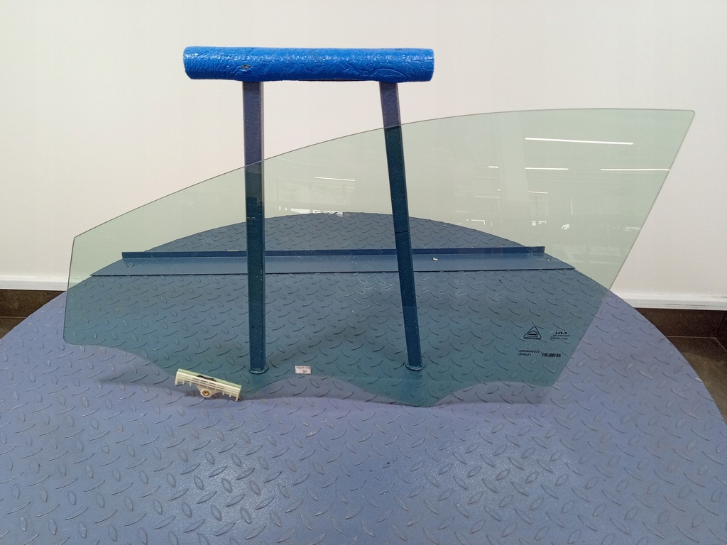 фото №1, Kia ceed iii стекло дверь перед левая передняя