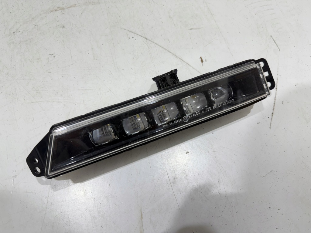 Купить Honda crv 5 v 17- правый  противотуманная фара led идеальное состояние оригинал !