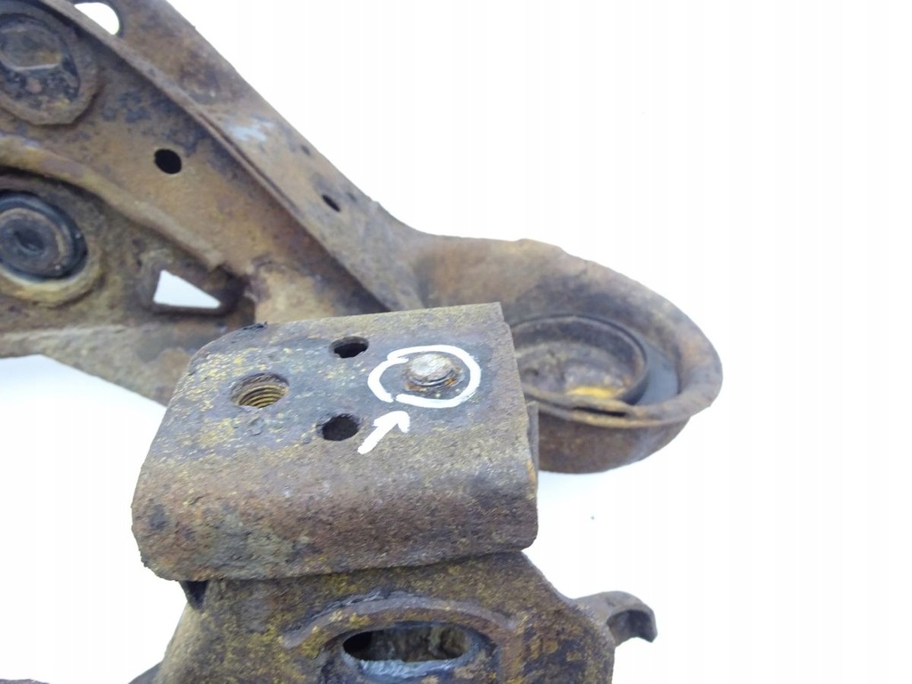 фото №5, Mitsubishi pajero iii 99-06 3.2 did підрамник підрамник задня