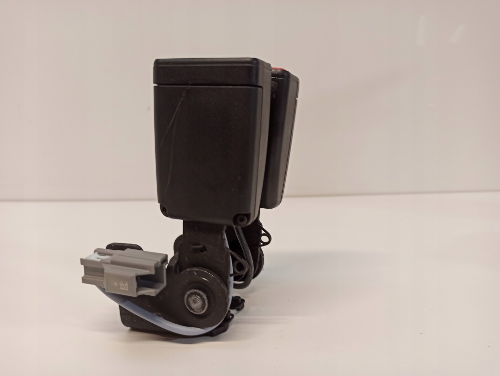 фото №3, Volvo v90 кліпса поперечина задня 32239048