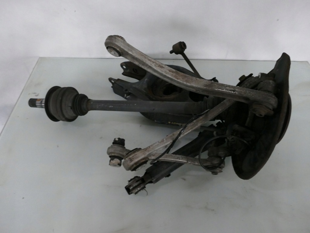 фото №1, Mercedes slk r171 3.5 v6 ступиця важелі привідний вал l.t.