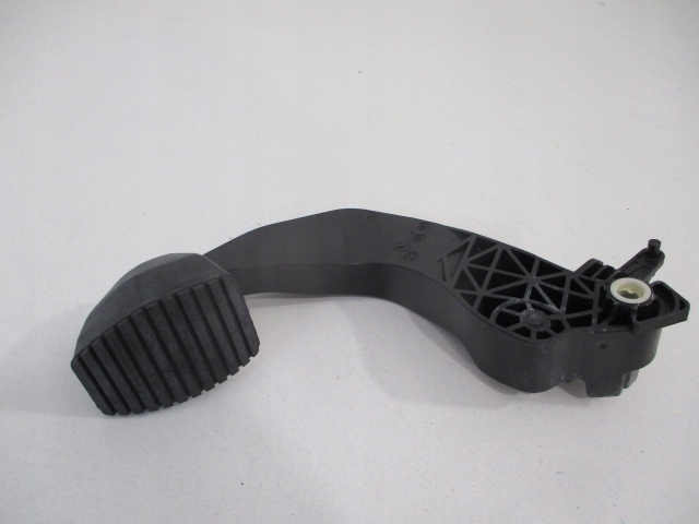 фото №1, C4 ii b7 ds4 ds5 педаль сцепления новый oryg. 1613273480