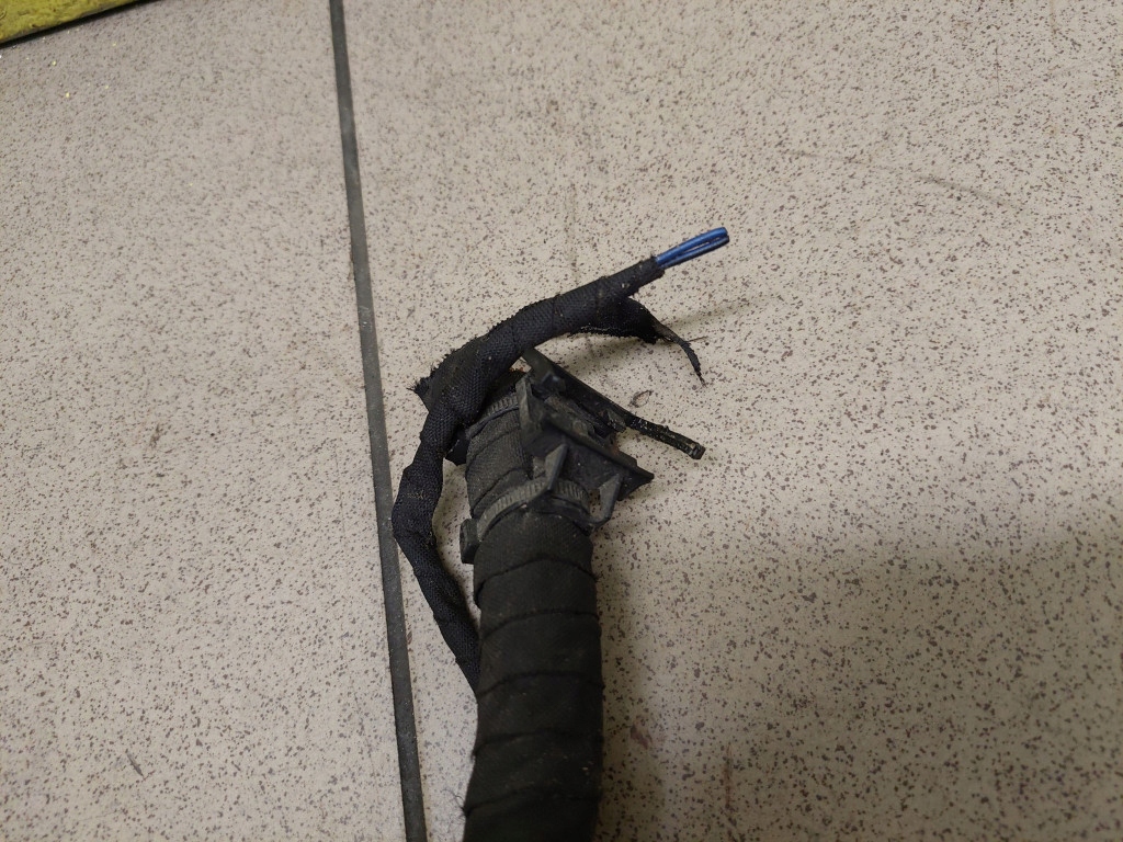 фото №5, Skoda rapid ii 1.6 tdi електропроводка джгут електрична 04l971824