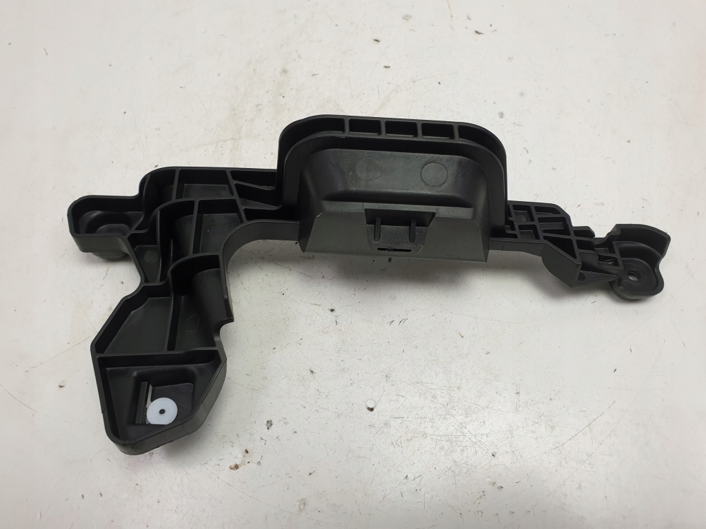 фото №1, Левый кронштейн ручка внутренней 39176146 opel corsa f