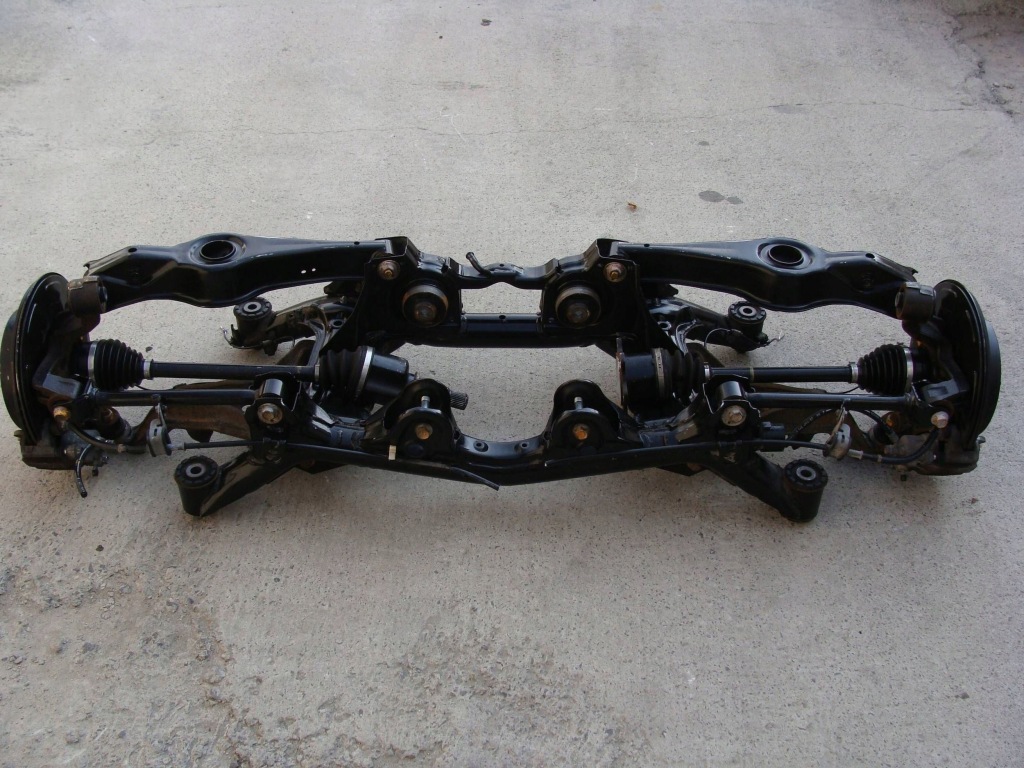 Підвіска задні комплектна  suzuki grand vitara 2 1.9 ddis гальмівні диски Недорого