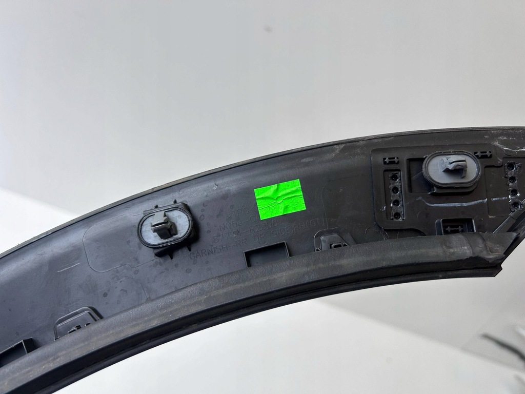 фото №4, Kia sportage v молдинг двері правий задня 87734-r2300 оригінал