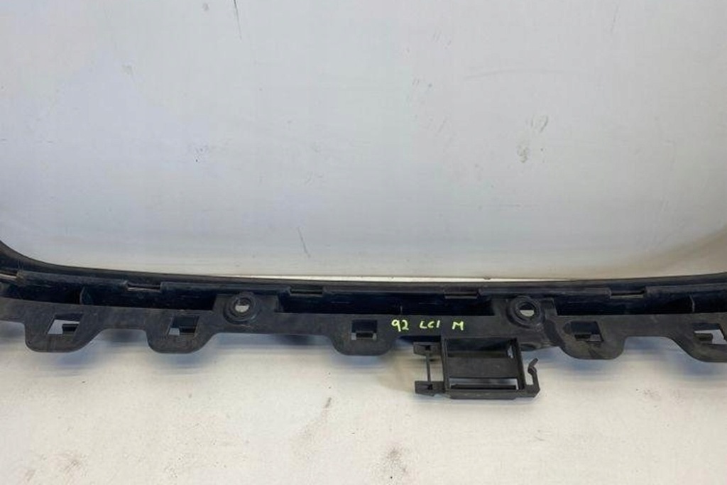 фото №8, Лівий напрямна заднього бампера bmw 3 cabrio e93 7128247 2.0l бензиновий 105kw