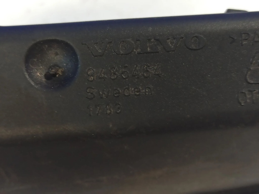 фото №8, Volvo s60 2001 бачки жидкость усилителя