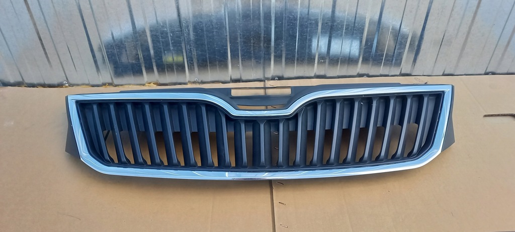 фото №2, Skoda rapid 12- решётка радиатора решётка радиатора решётка 5ja853668