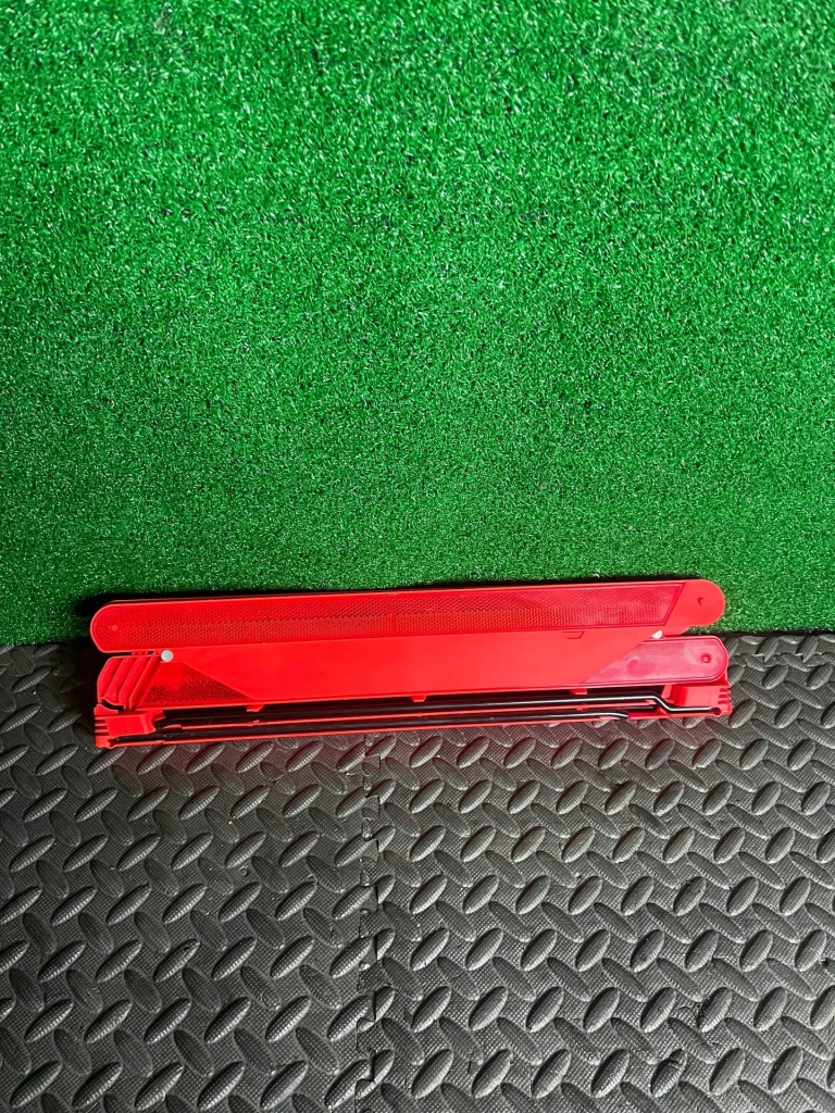 Купить Mercedes w204 рестайлинг  13r треугольник предупредительный a2048900197